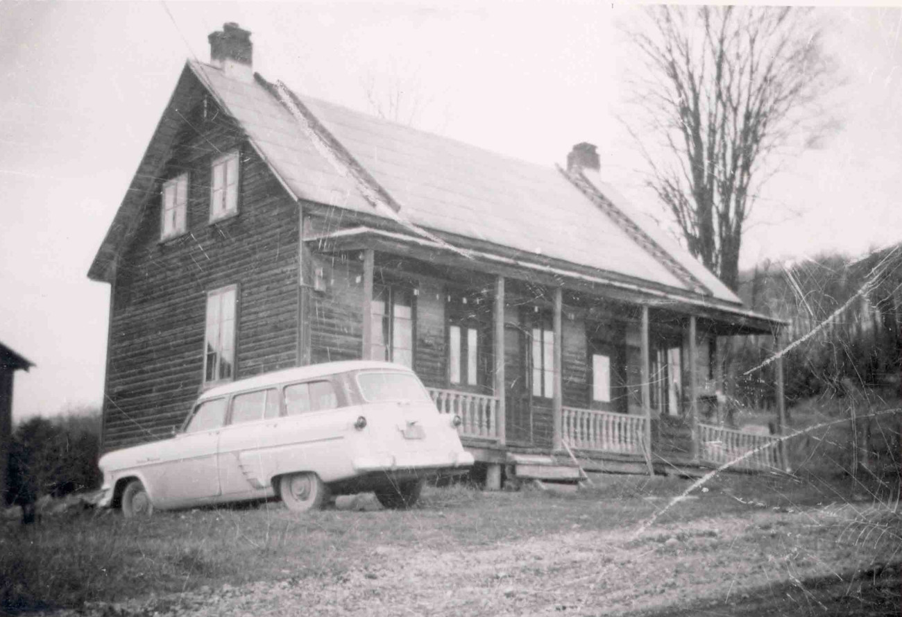 Maison de Ferdinand Brosseau en septembre 1955 - Collection Famille Brosseau