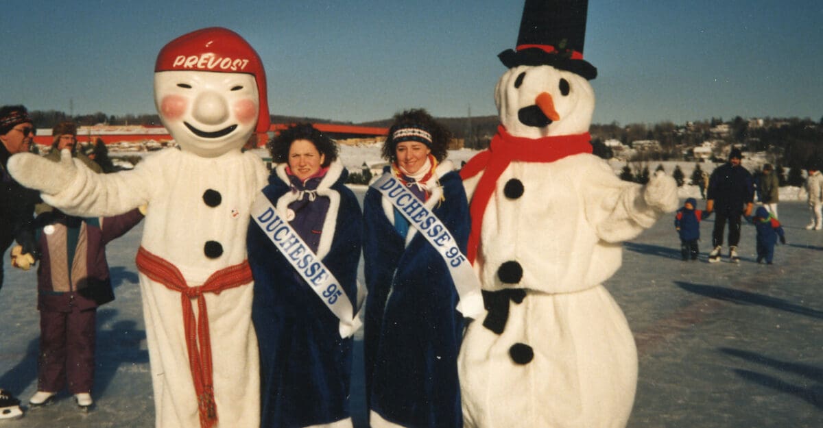 Duchesses et mascottes du Parc des Glaces de Prévost en 1995 - Collection Ville de Prévost