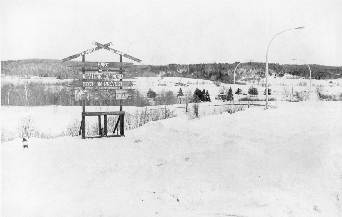 Affiche du Parc Régional de la Rivière-du-Nord pour le secteur de Prévost à La Porte du Nord - Histoire et Archives Laurentides, Fonds L'Écho du Nord, P031,S02,SS02,D187,P07