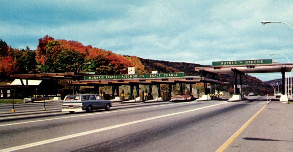 Poste de péage sur la route 11 en 1966 - Collection Guy Thibault